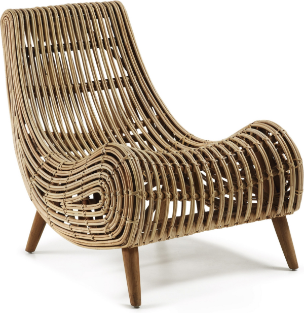 Lænestol Kave Home Tika - rattan lounge stol med mahognifødder natur, rustik kolonial stil