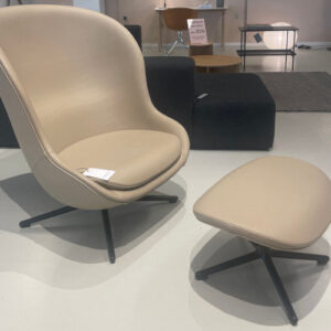 Normann Copenhagen Hyg High loungestol - inkl skammel - DEMO.
